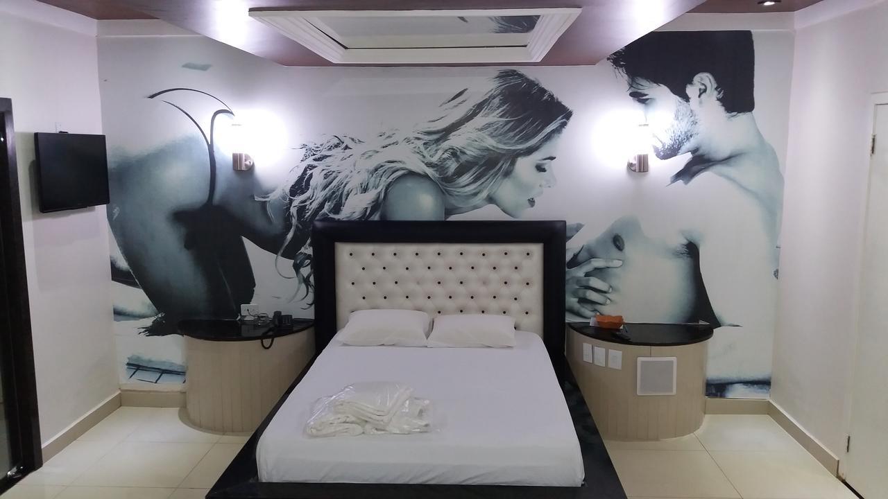 Shopping Motel Santa Maria Do Para (Adults Only) Sao Jorge  Luaran gambar